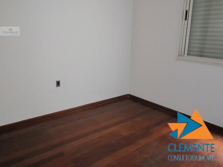 Apartamento à venda com 4 quartos, 134m² - Foto 5