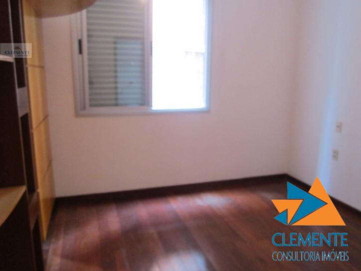 Apartamento à venda com 4 quartos, 134m² - Foto 2