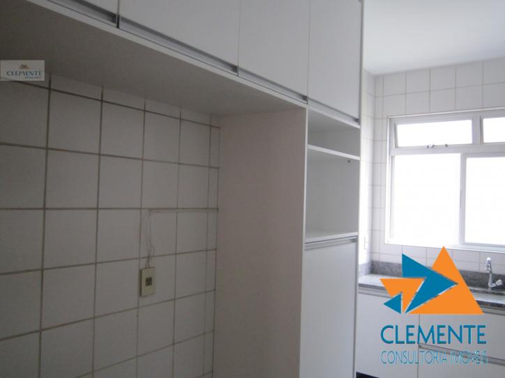 Apartamento à venda com 4 quartos, 134m² - Foto 17