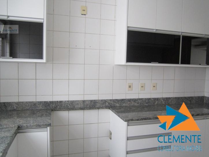 Apartamento à venda com 4 quartos, 134m² - Foto 16