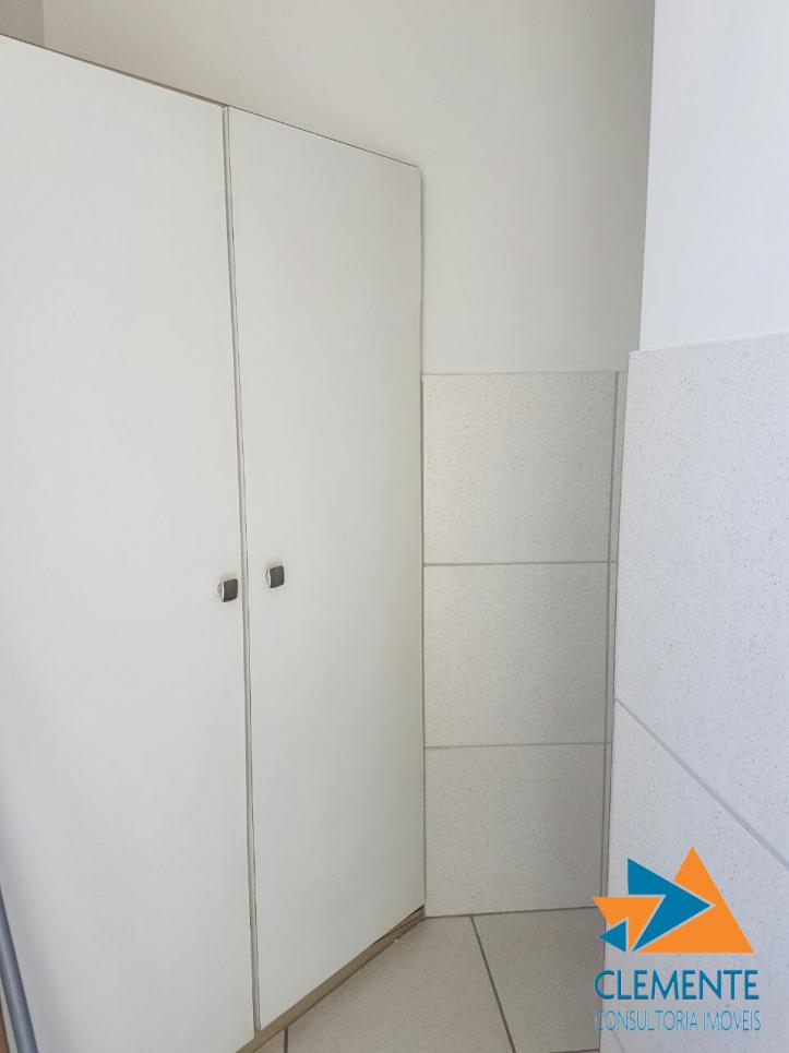 Apartamento à venda com 4 quartos, 226m² - Foto 12