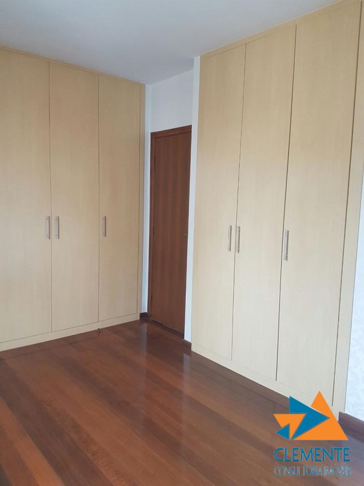 Apartamento à venda com 4 quartos, 138m² - Foto 8