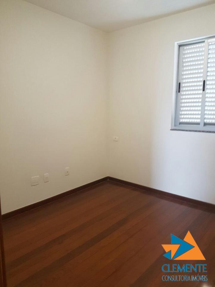 Apartamento à venda com 4 quartos, 138m² - Foto 18