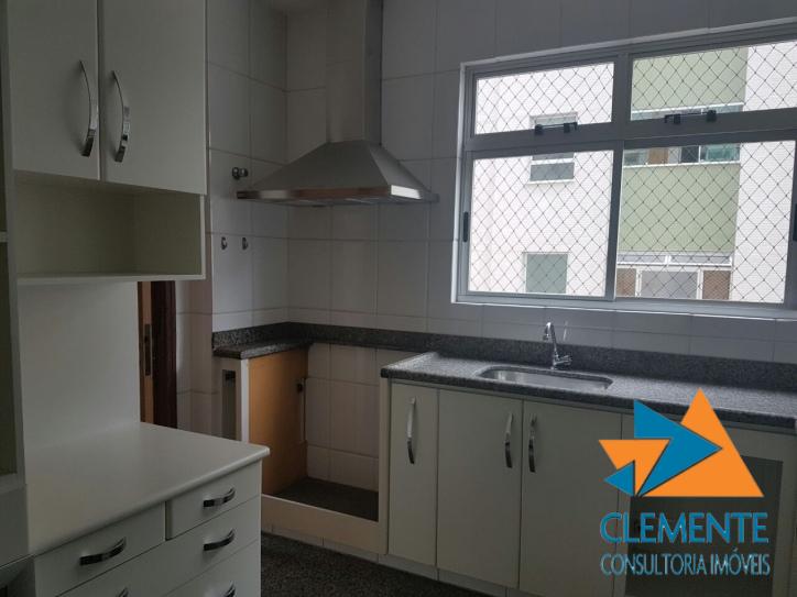 Apartamento à venda com 4 quartos, 138m² - Foto 21