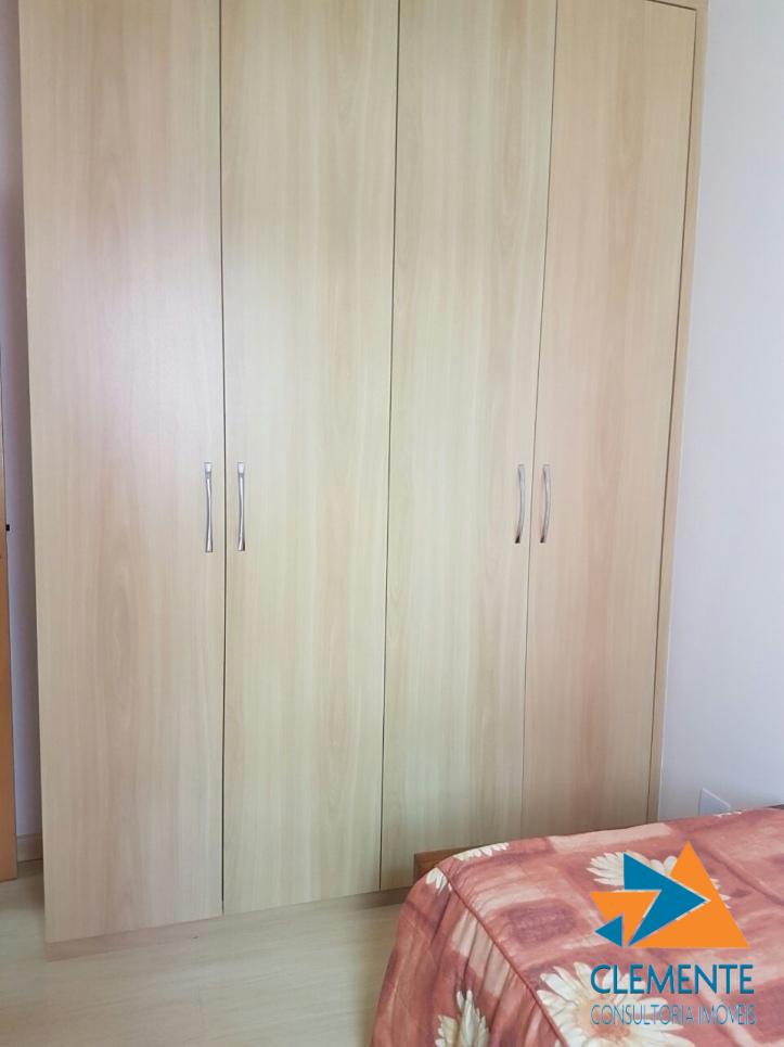 Apartamento à venda com 3 quartos, 85m² - Foto 3