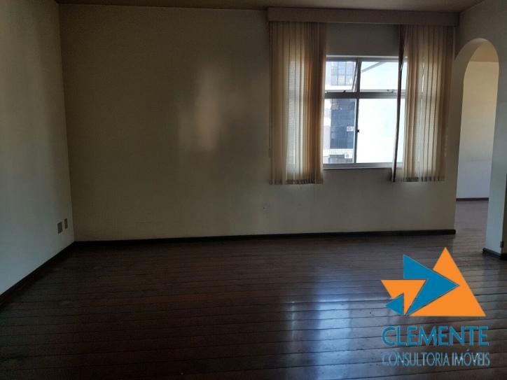 Apartamento à venda com 4 quartos, 200m² - Foto 11