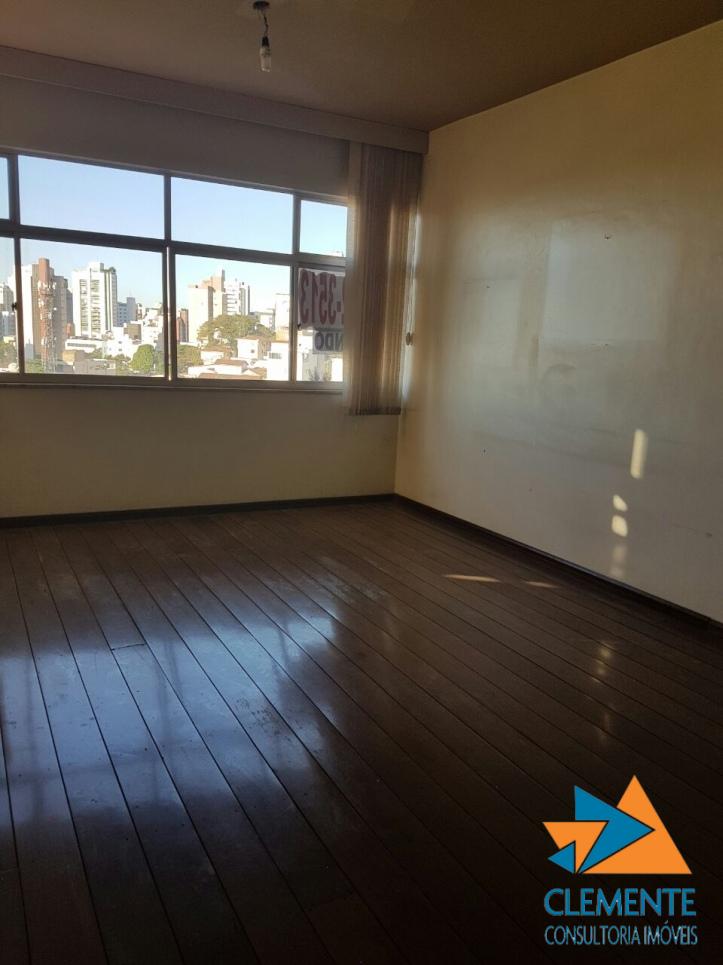 Apartamento à venda com 4 quartos, 200m² - Foto 12