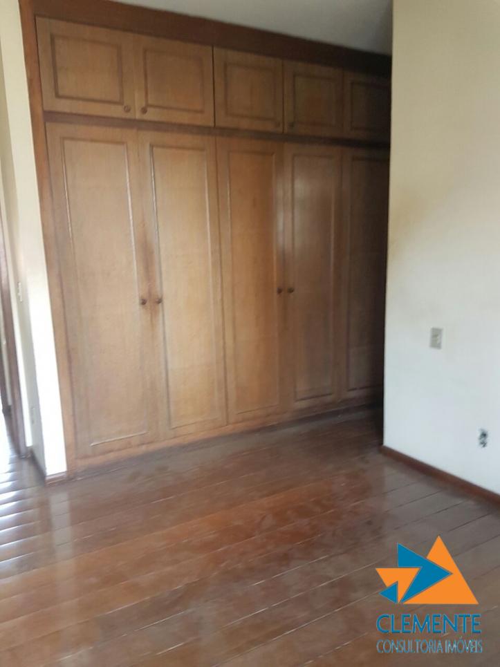 Apartamento à venda com 4 quartos, 200m² - Foto 14