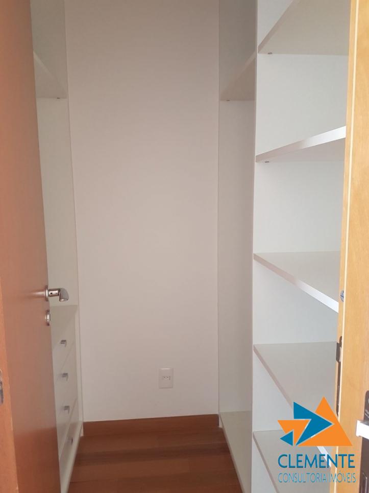 Apartamento à venda com 4 quartos, 278m² - Foto 12