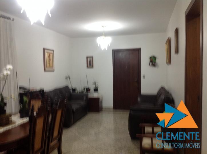 Apartamento à venda com 3 quartos, 170m² - Foto 5