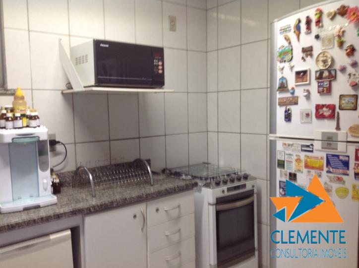 Apartamento à venda com 3 quartos, 170m² - Foto 7