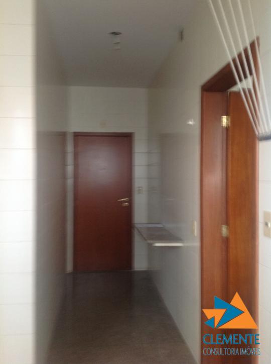 Apartamento à venda com 4 quartos, 145m² - Foto 26