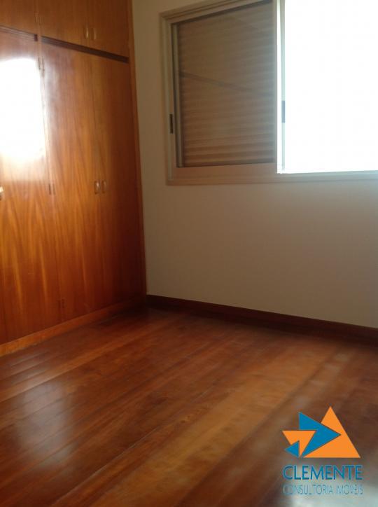 Apartamento à venda com 4 quartos, 145m² - Foto 28