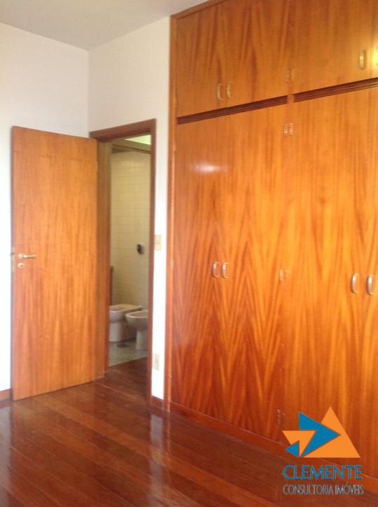 Apartamento à venda com 4 quartos, 145m² - Foto 30