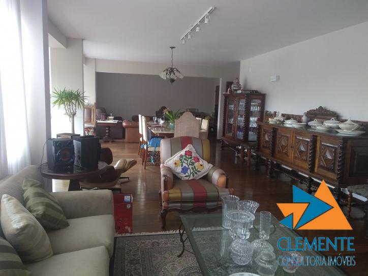 Apartamento à venda com 5 quartos, 270m² - Foto 15