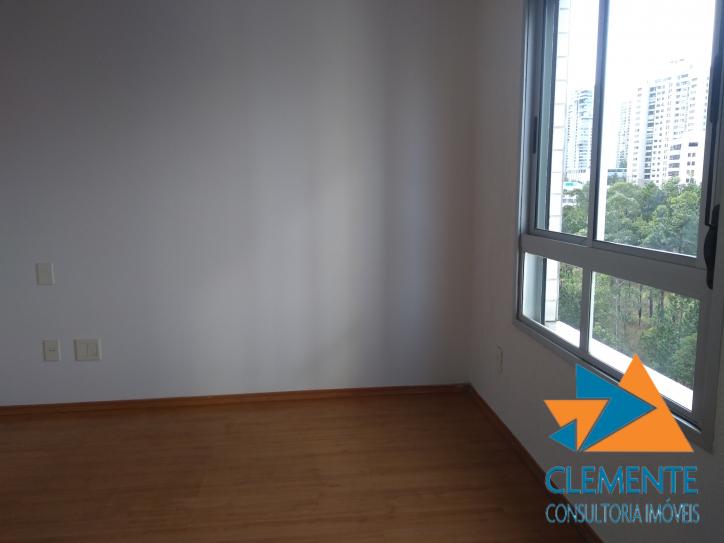 Apartamento à venda com 2 quartos, 62m² - Foto 13