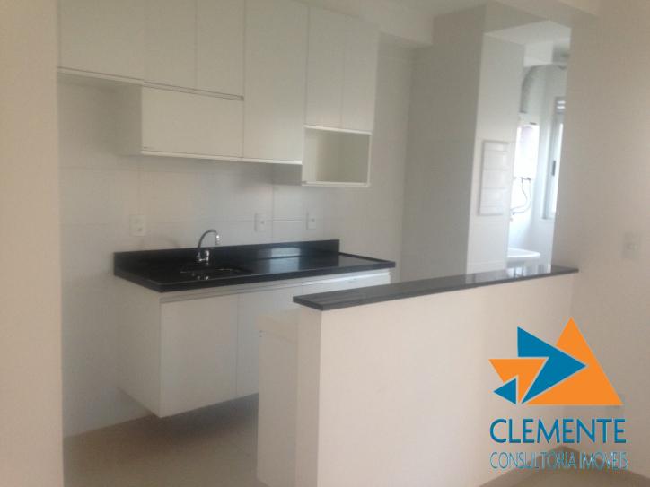 Apartamento à venda com 2 quartos, 68m² - Foto 29