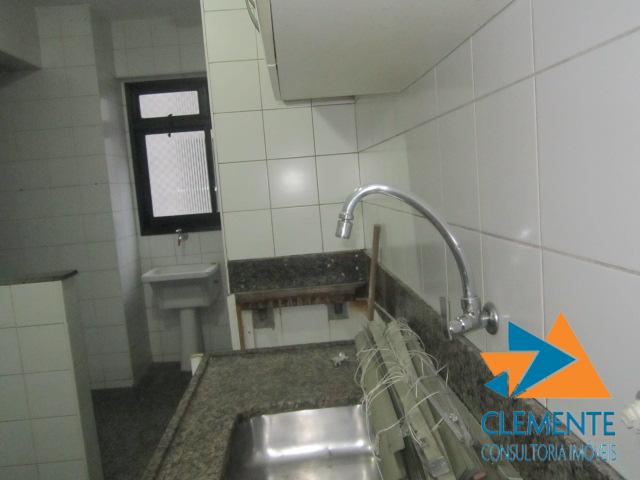 Apartamento à venda com 3 quartos, 89m² - Foto 13