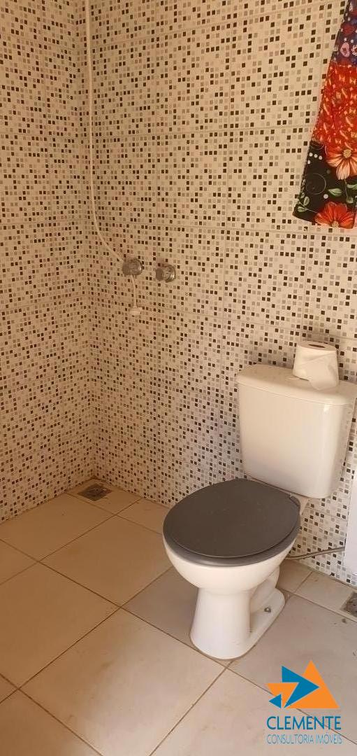 Casa de Condomínio à venda com 6 quartos, 250m² - Foto 19