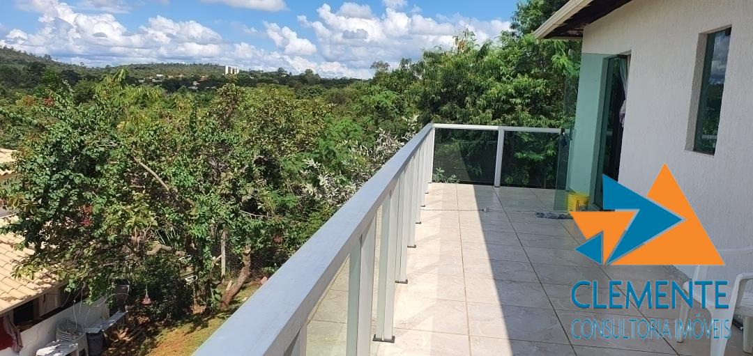 Casa de Condomínio à venda com 6 quartos, 250m² - Foto 3