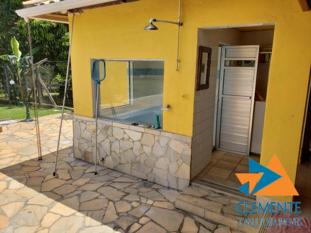 Casa de Condomínio à venda com 3 quartos, 300m² - Foto 3