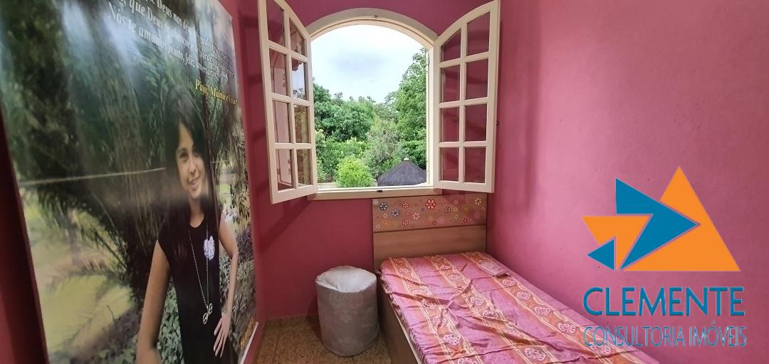 Casa de Condomínio à venda com 5 quartos, 200m² - Foto 21