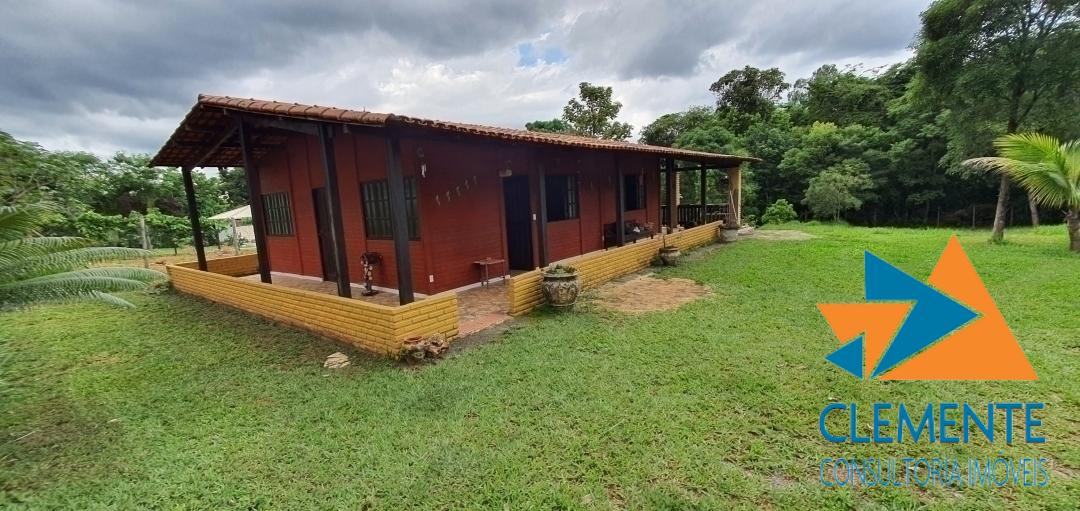 Casa de Condomínio à venda com 3 quartos, 150m² - Foto 2