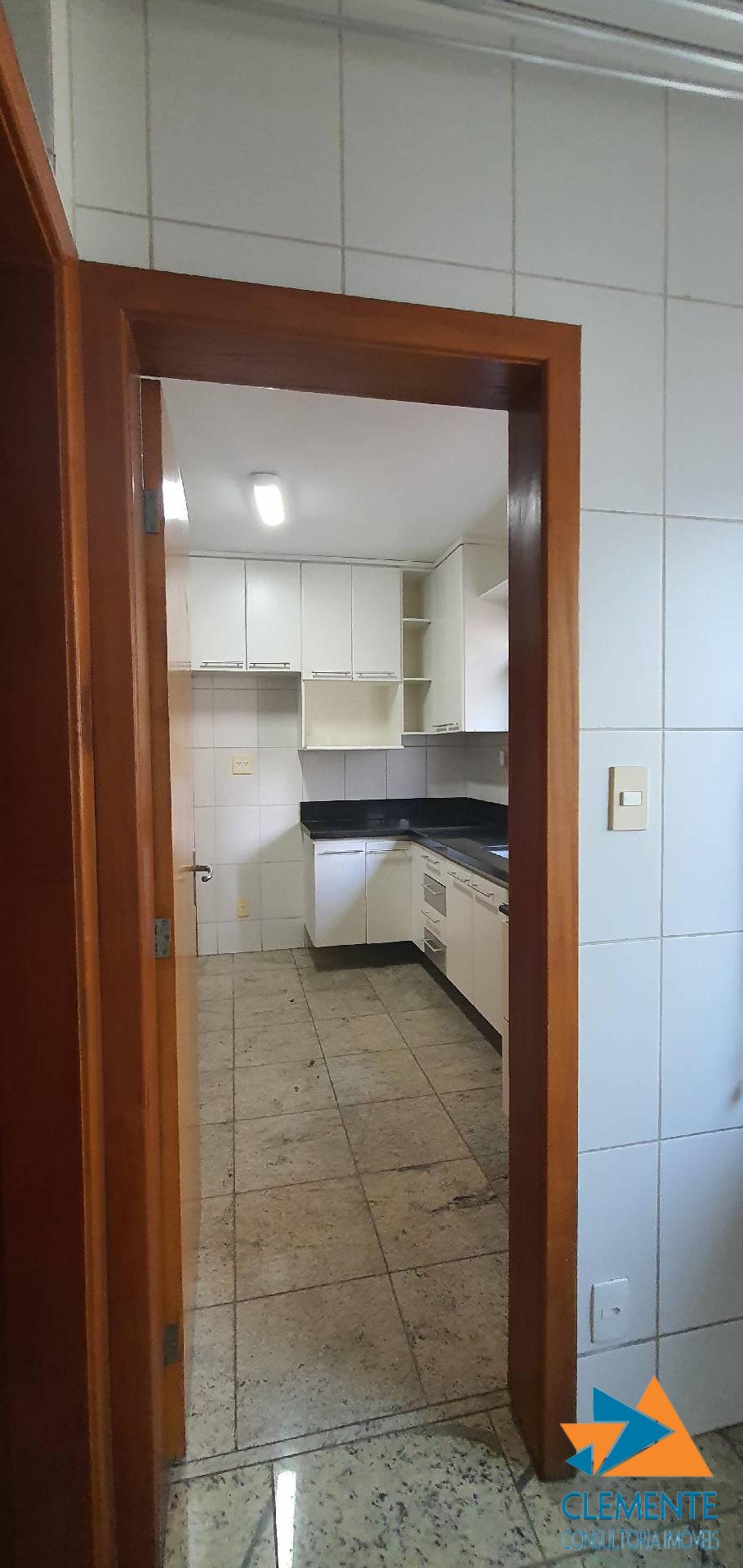 Apartamento à venda com 4 quartos, 124m² - Foto 22