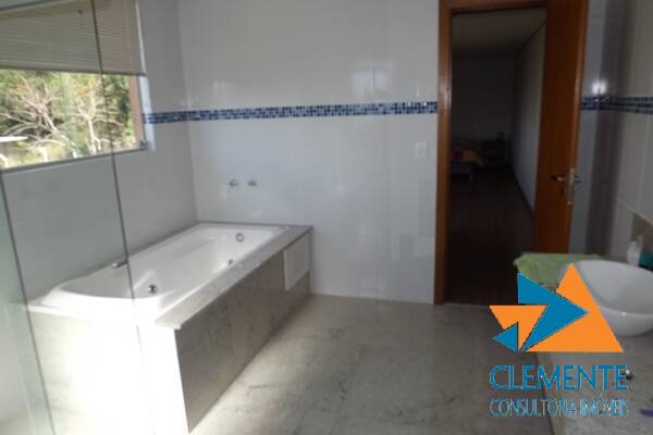 Casa de Condomínio à venda com 3 quartos, 210m² - Foto 10