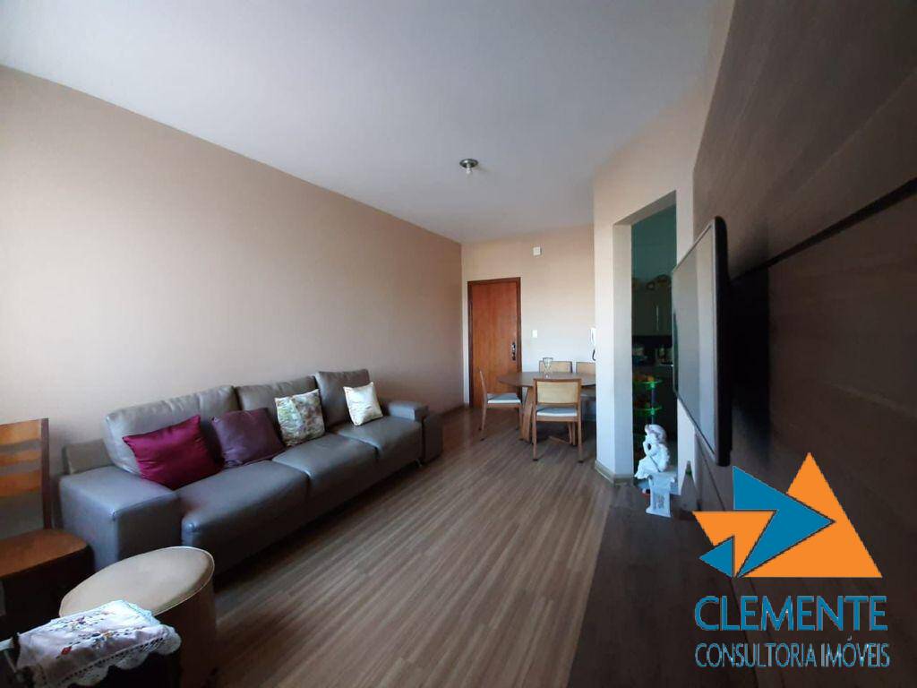 Apartamento à venda com 2 quartos, 73m² - Foto 1