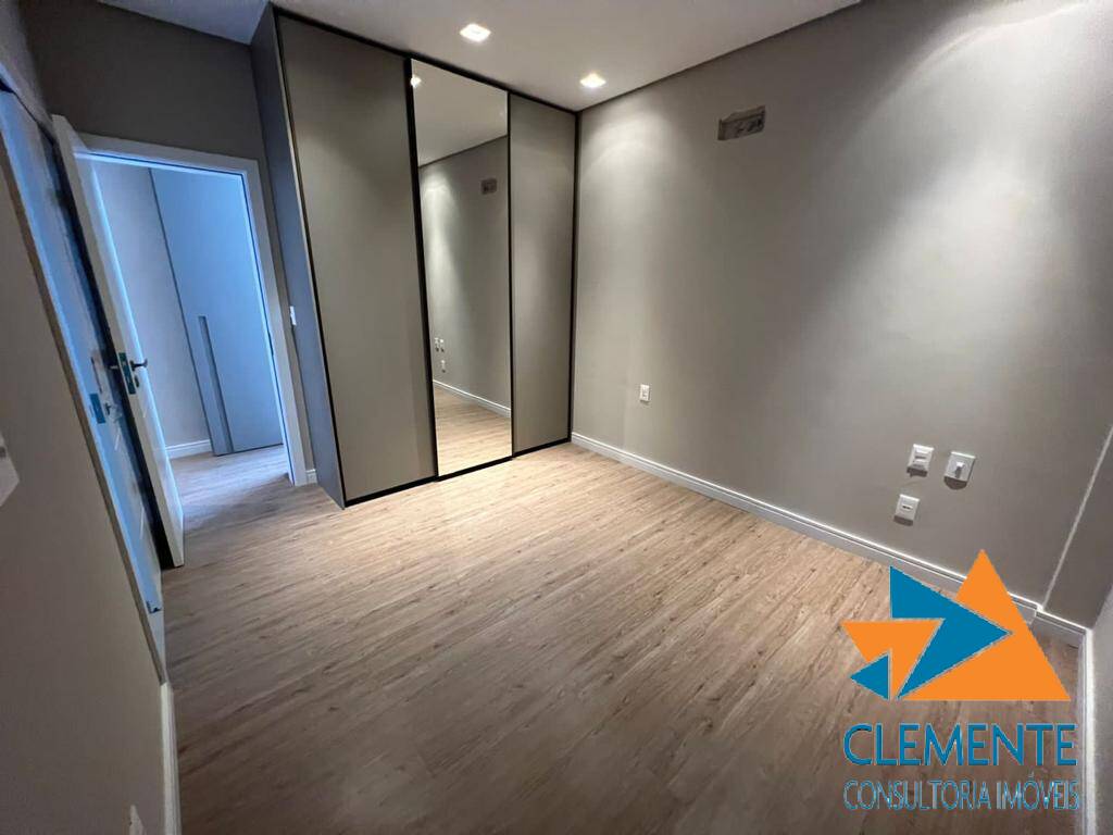 Apartamento à venda com 4 quartos, 300m² - Foto 8