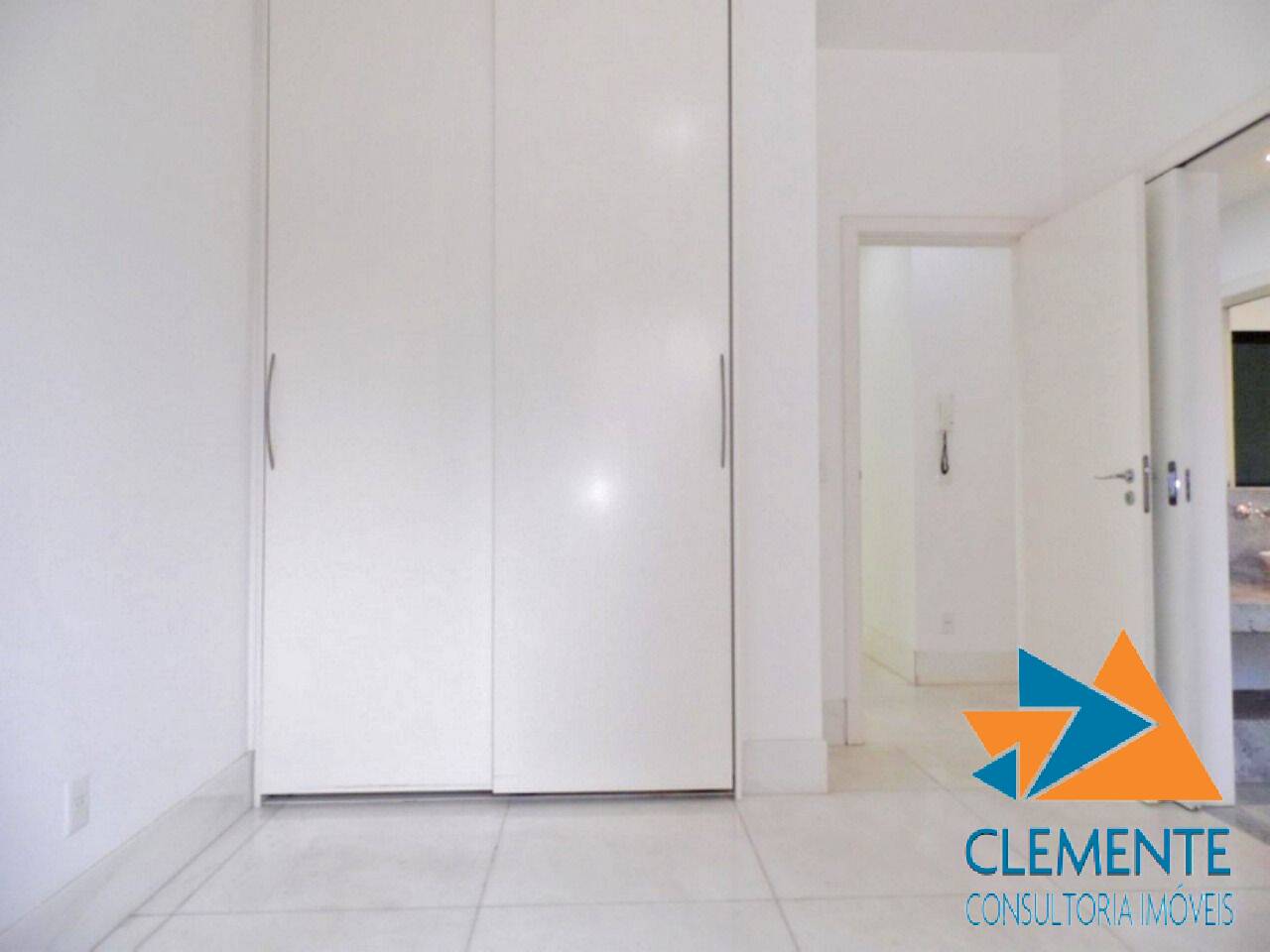 Apartamento à venda com 4 quartos, 205m² - Foto 3