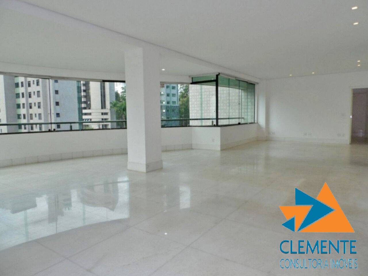 Apartamento à venda com 4 quartos, 205m² - Foto 15