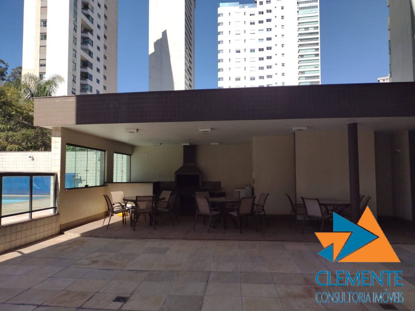 Apartamento à venda com 4 quartos, 205m² - Foto 18