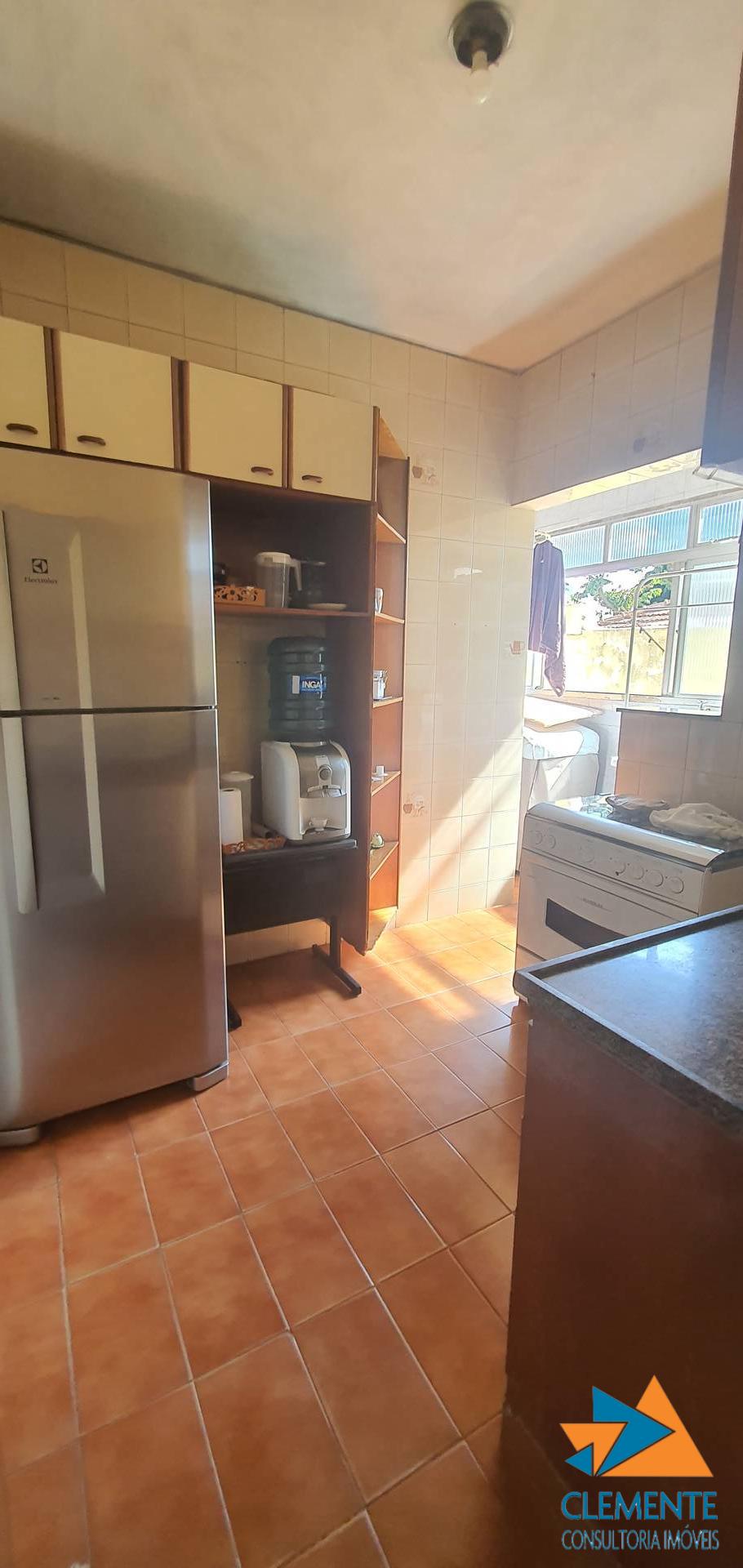 Apartamento à venda com 3 quartos, 95m² - Foto 11