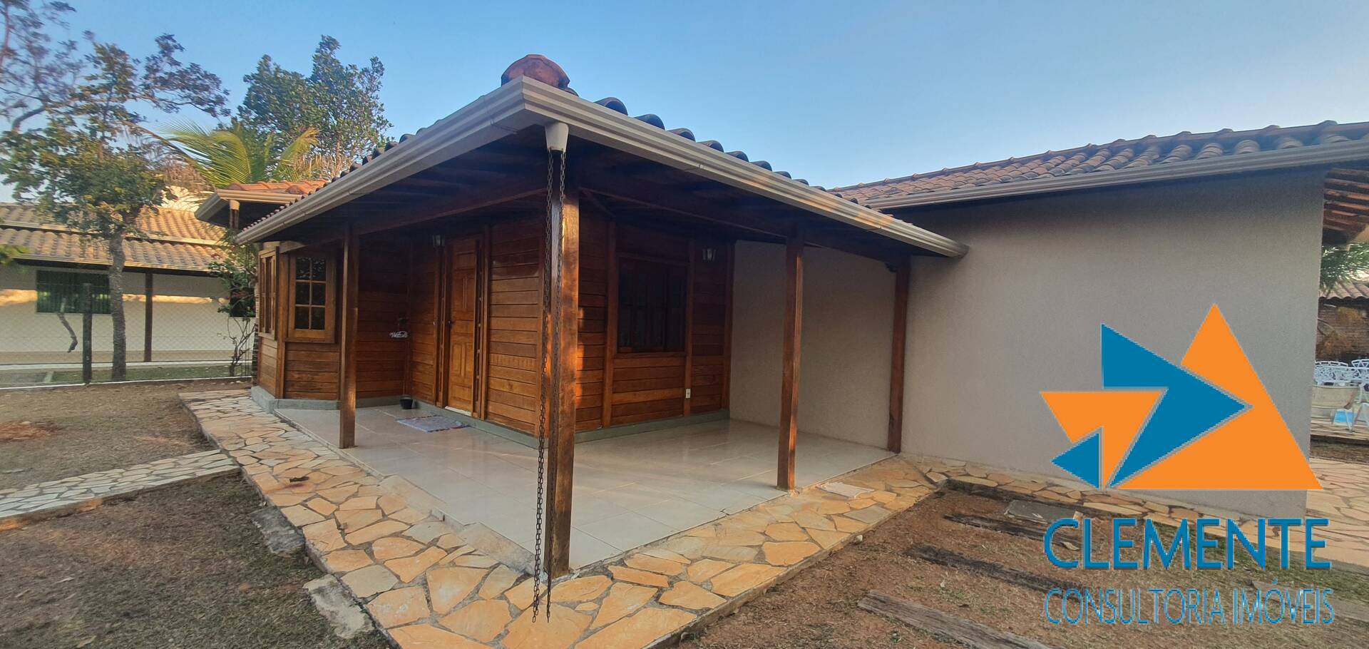 Casa de Condomínio à venda com 3 quartos, 150m² - Foto 4