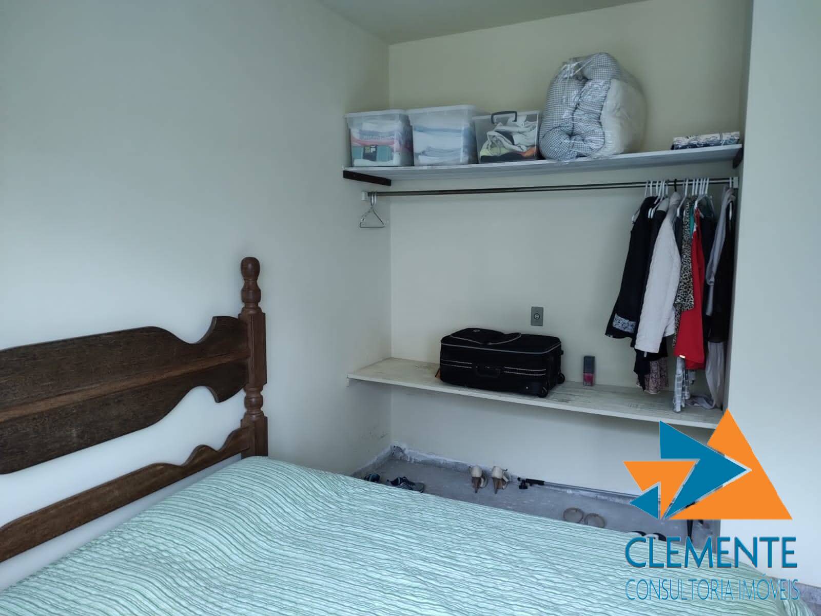 Casa de Condomínio à venda com 3 quartos, 212m² - Foto 28