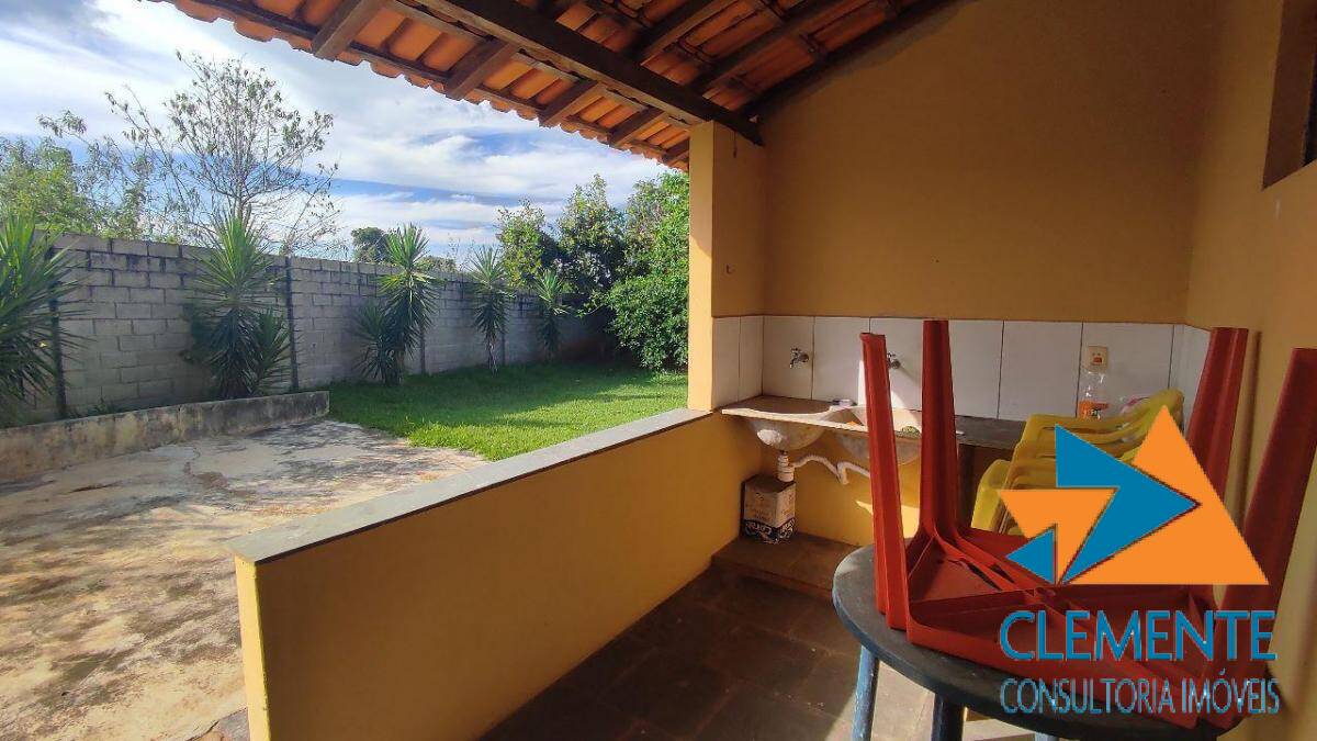 Casa de Condomínio à venda com 4 quartos, 255m² - Foto 13