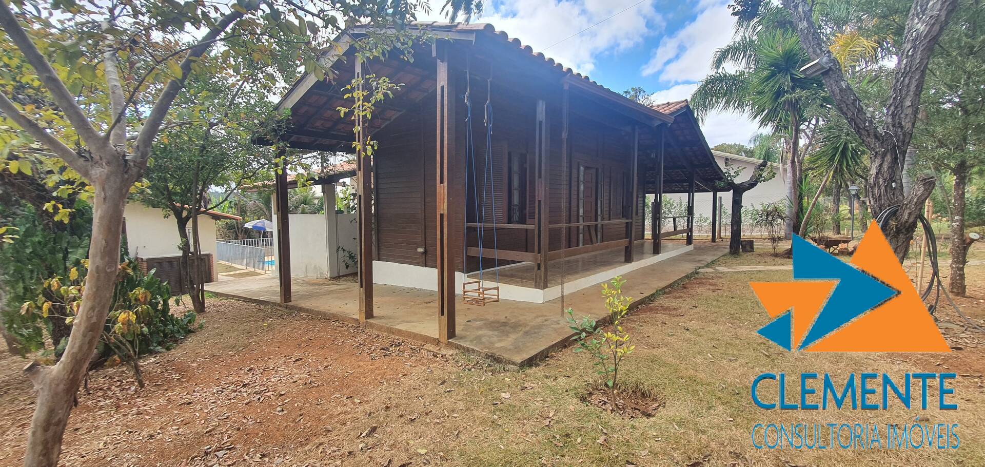 Casa de Condomínio à venda com 5 quartos, 210m² - Foto 3