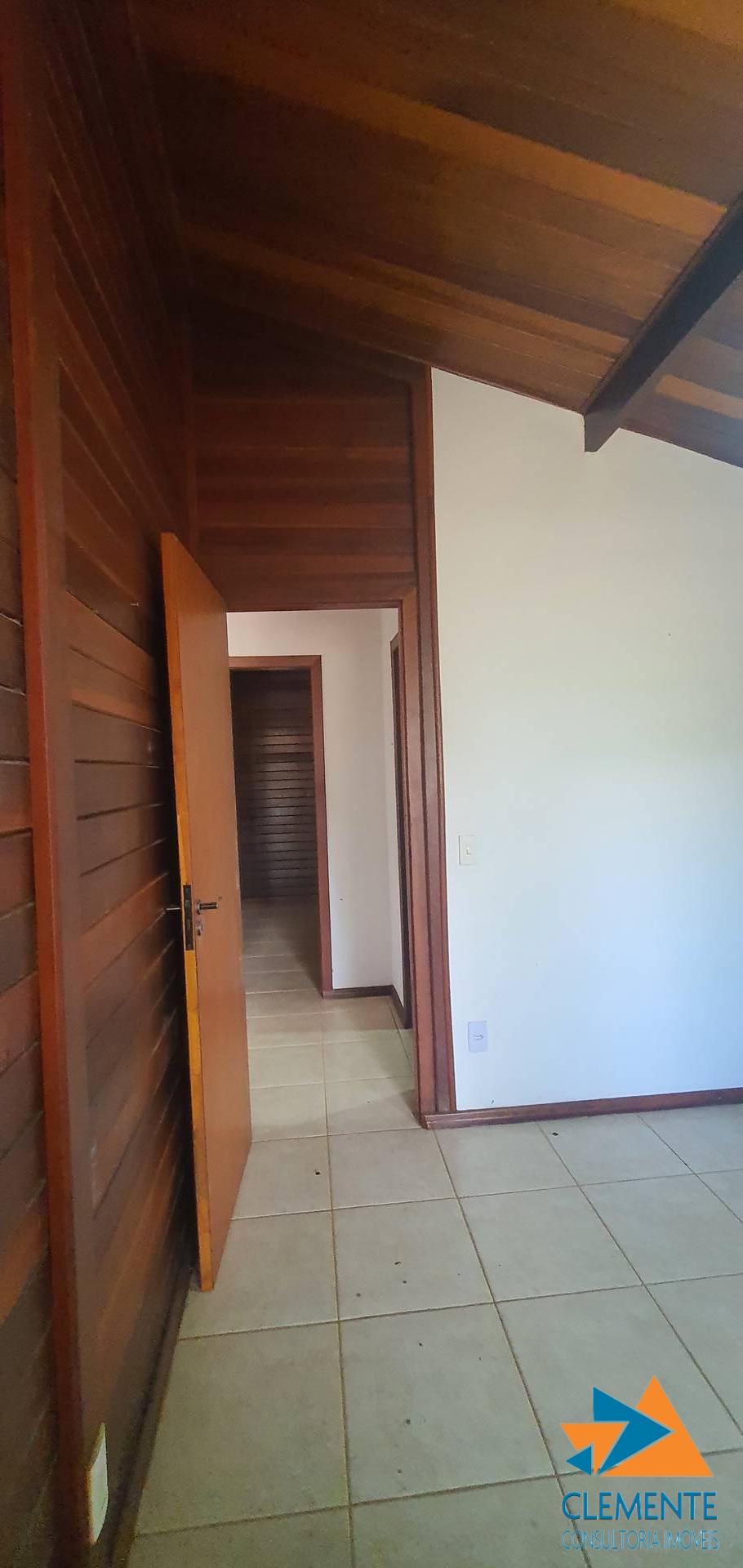 Casa de Condomínio à venda com 5 quartos, 210m² - Foto 18