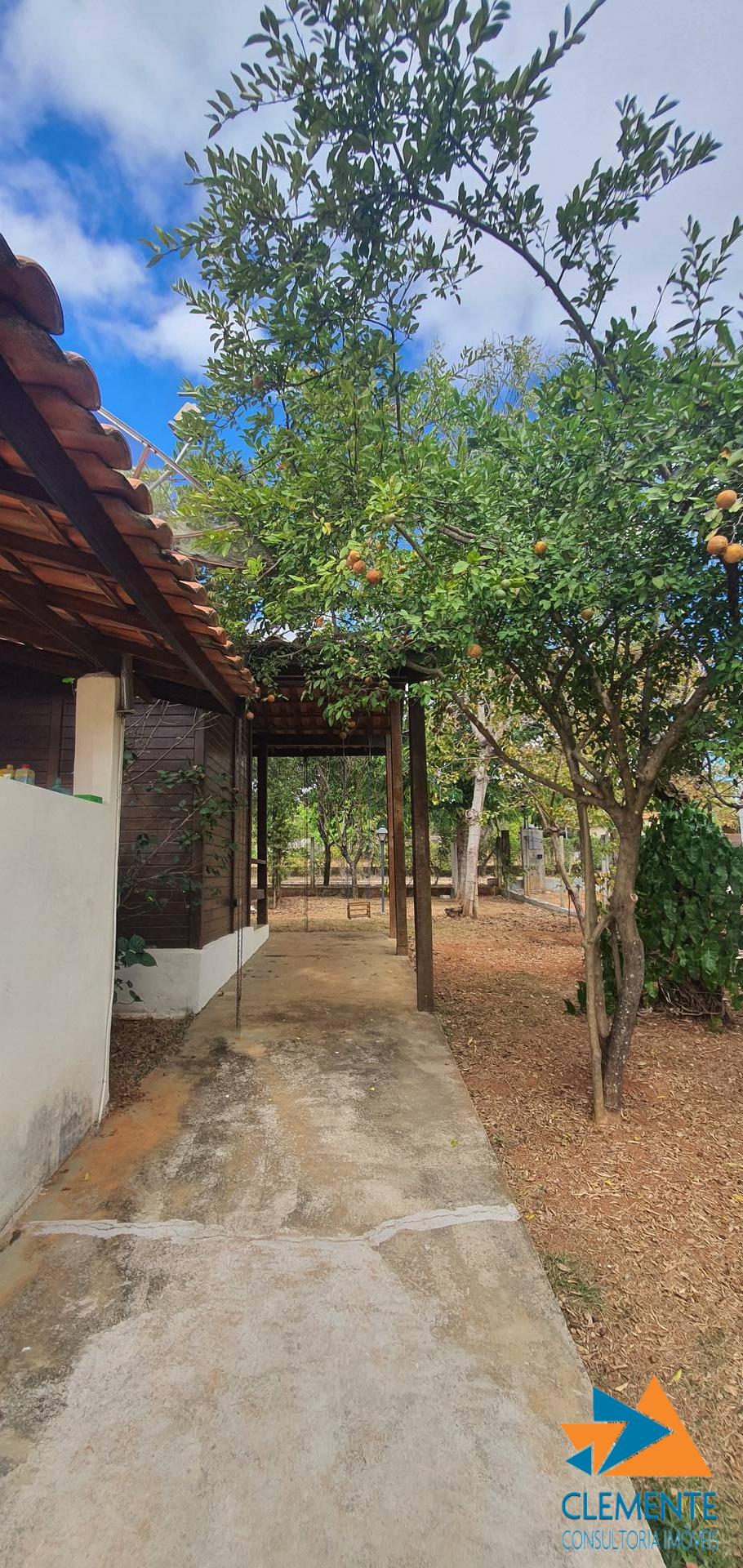 Casa de Condomínio à venda com 5 quartos, 210m² - Foto 21