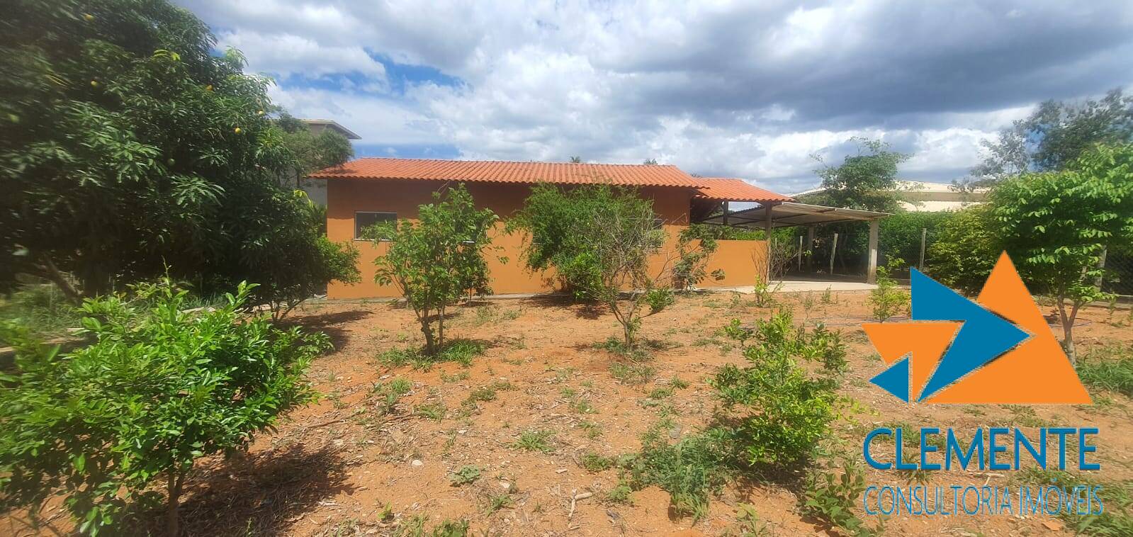 Casa de Condomínio à venda com 5 quartos, 205m² - Foto 6