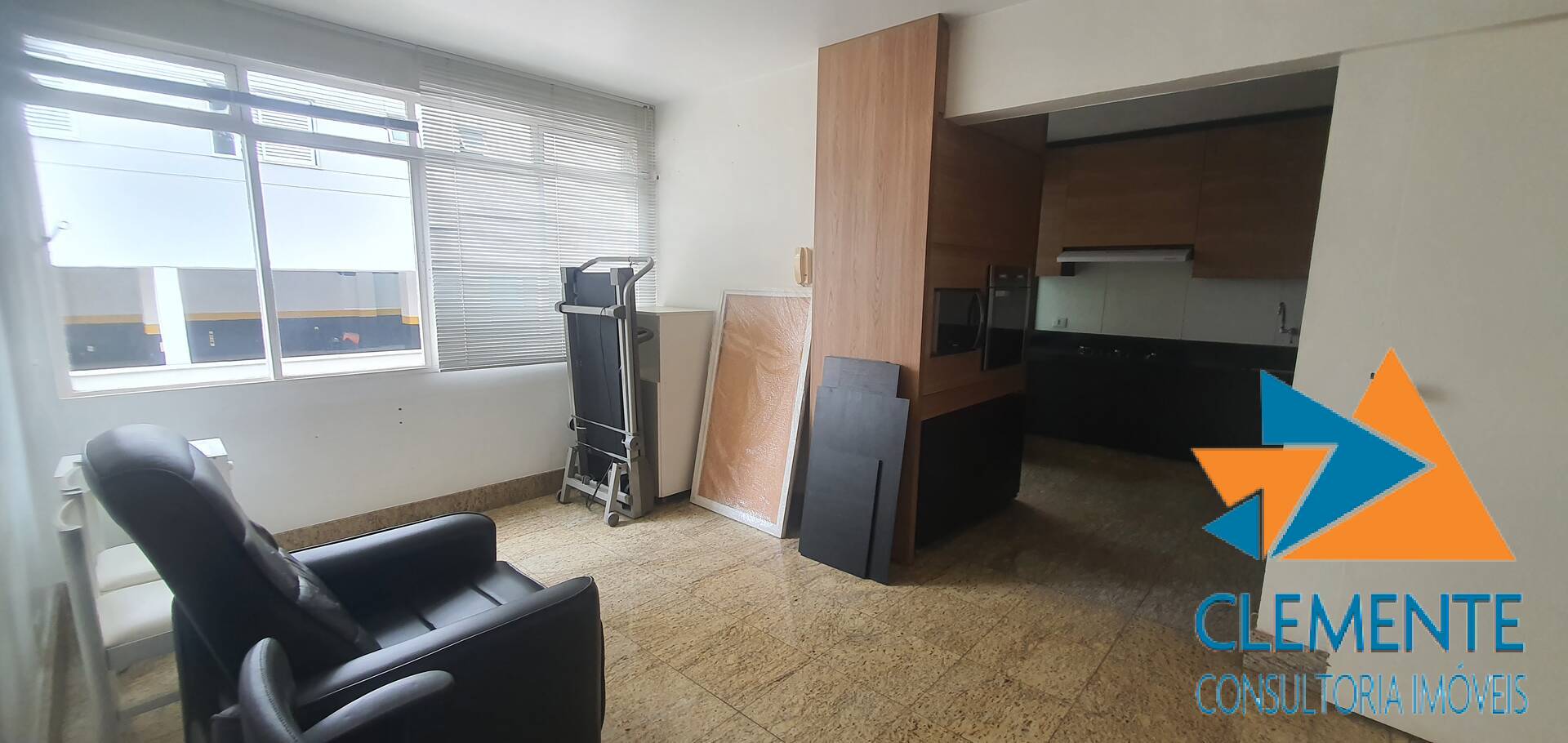 Apartamento à venda com 4 quartos, 190m² - Foto 3