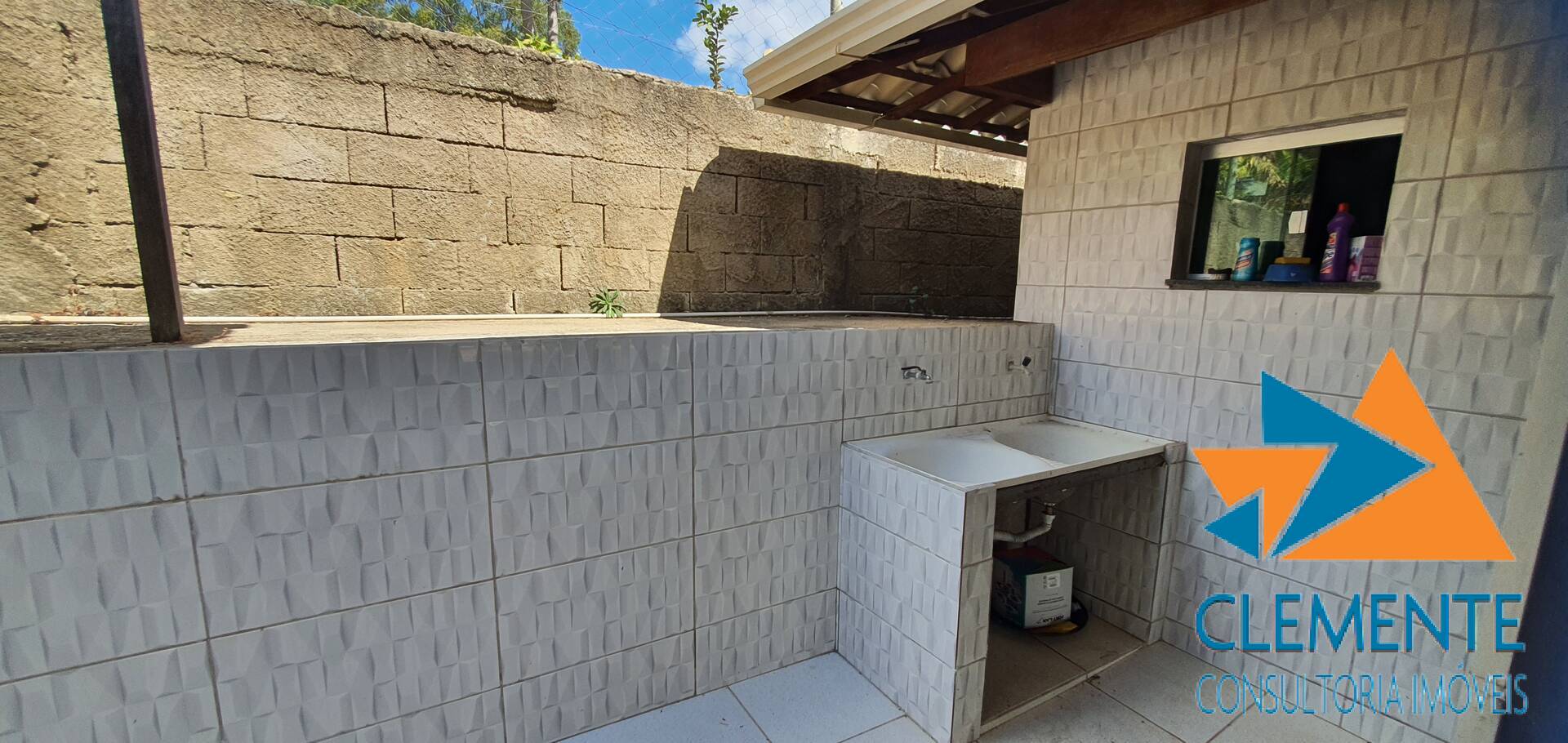 Casa de Condomínio à venda com 3 quartos, 200m² - Foto 30