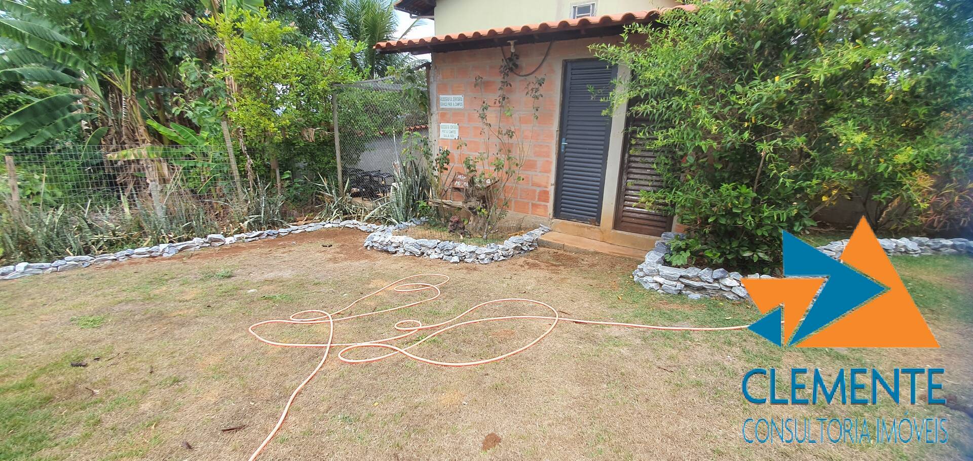 Casa de Condomínio à venda com 5 quartos, 217m² - Foto 41