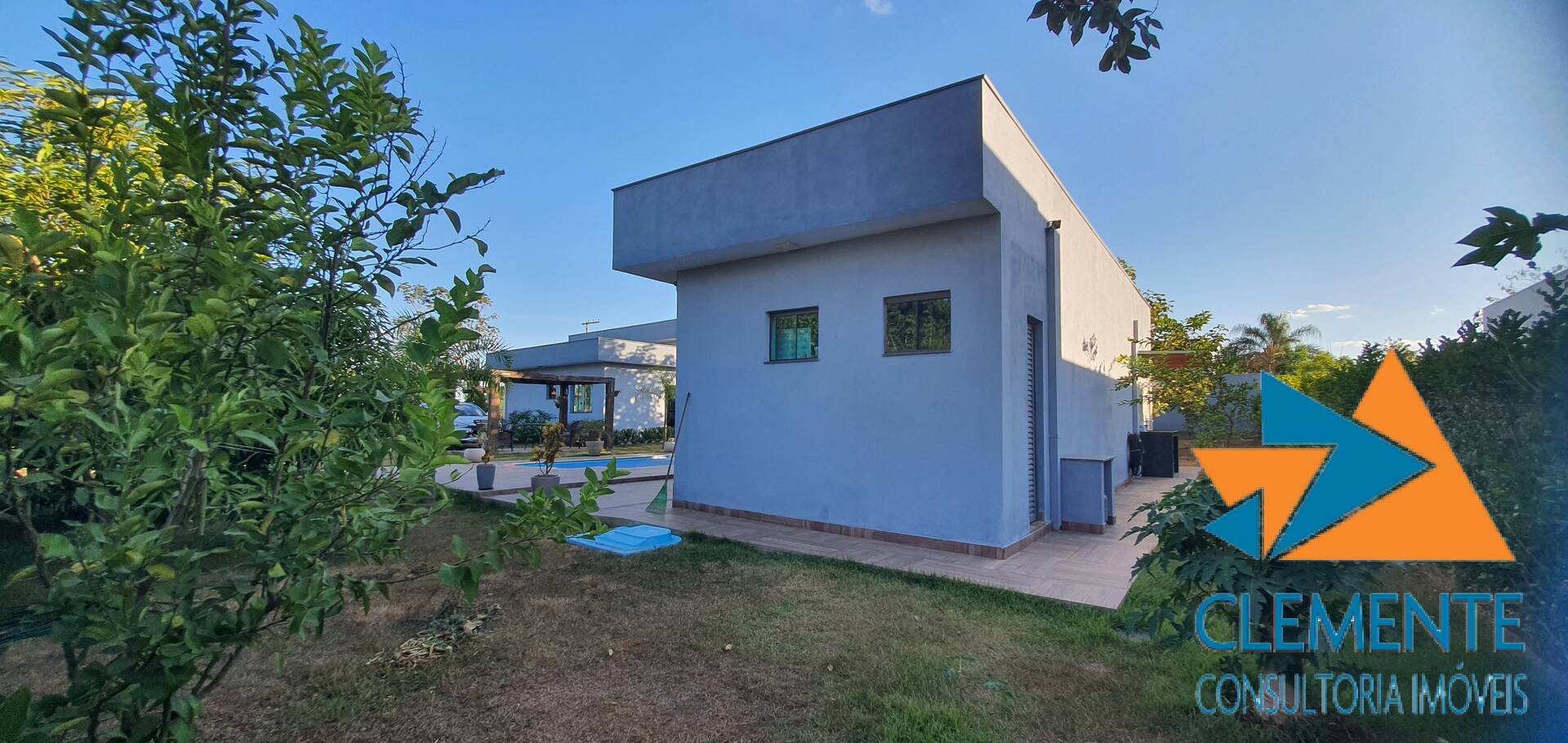 Casa à venda com 3 quartos, 200m² - Foto 34