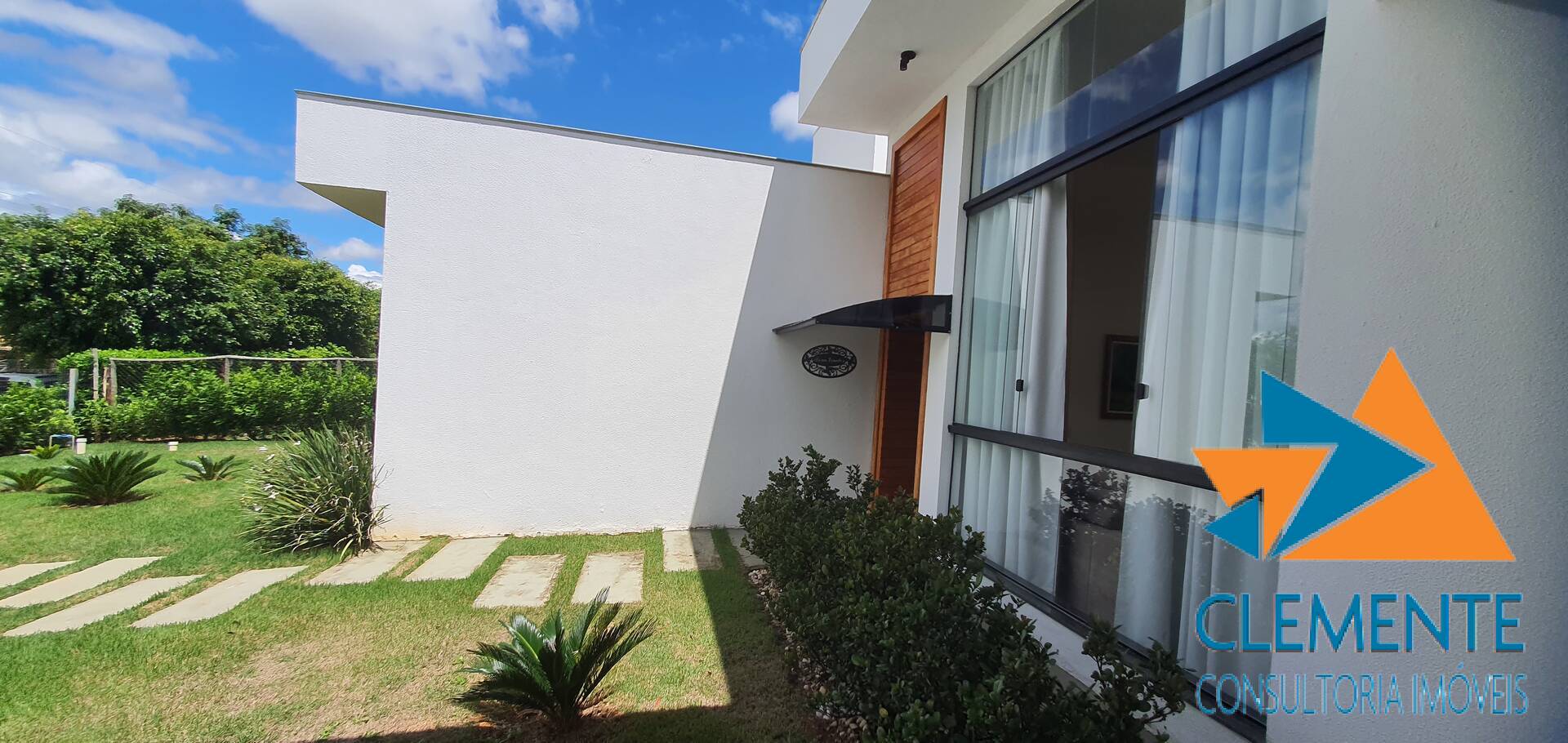 Casa de Condomínio à venda com 3 quartos, 170m² - Foto 2