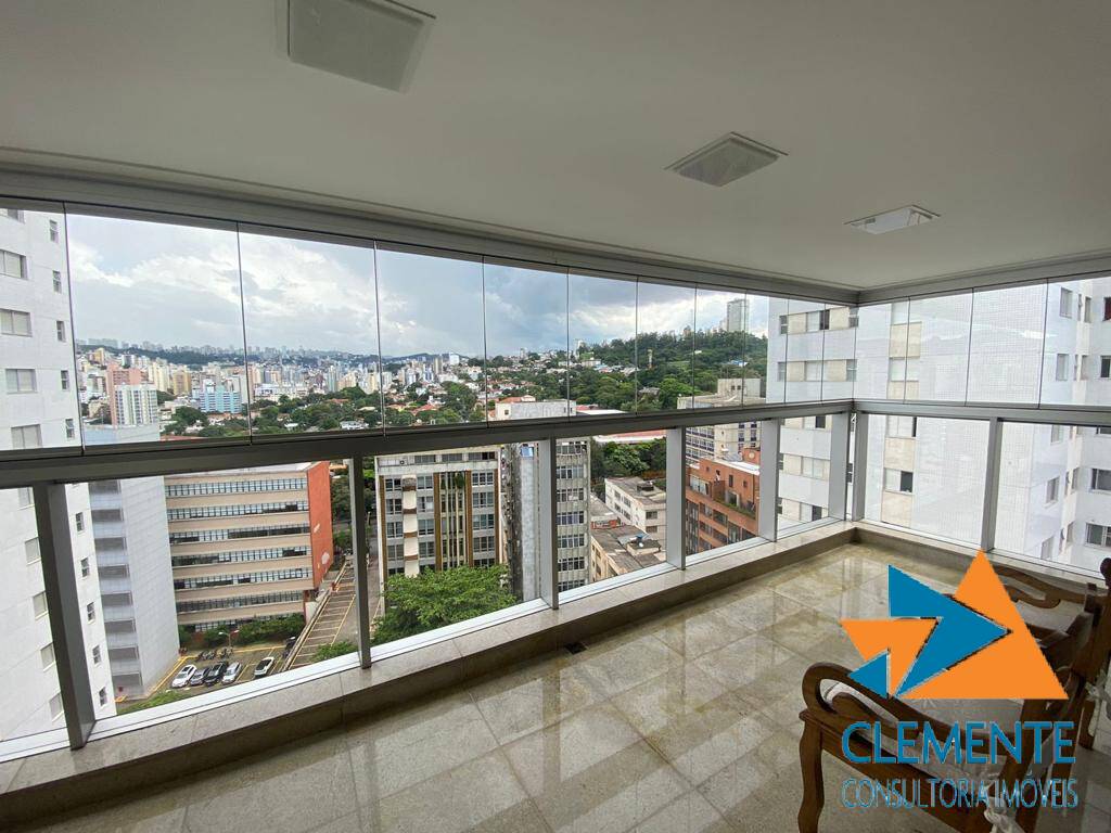 Apartamento à venda com 4 quartos, 197m² - Foto 1