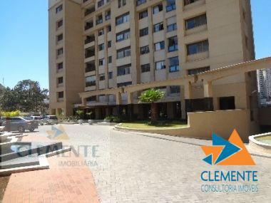 Apartamento à venda com 4 quartos, 220m² - Foto 2