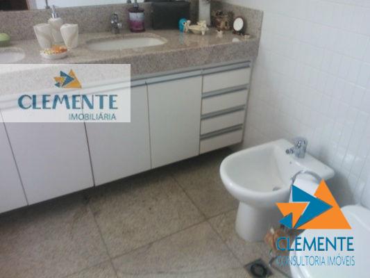 Apartamento à venda com 4 quartos, 244m² - Foto 10